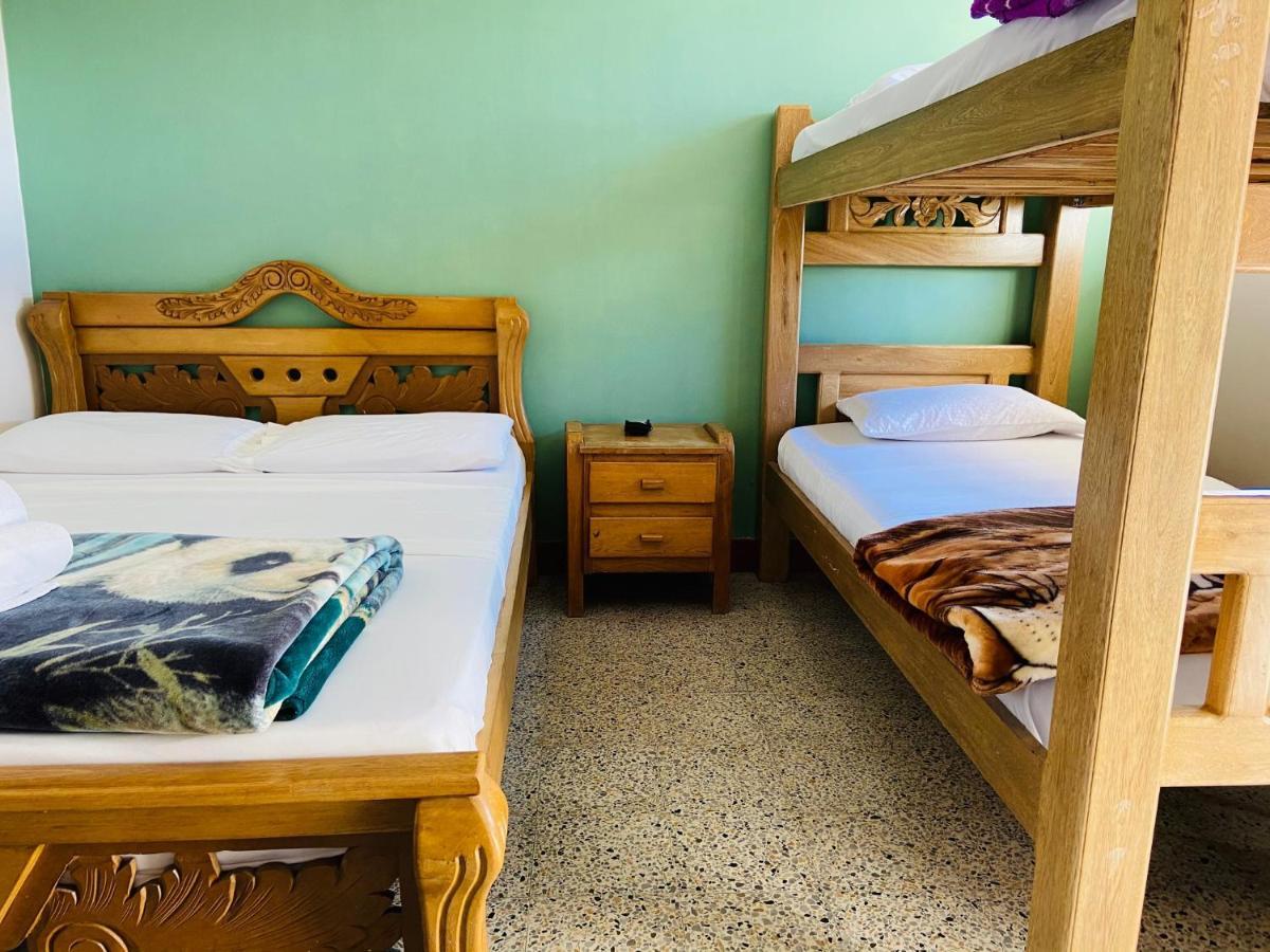 Hotel La Avenida Guatapé 외부 사진